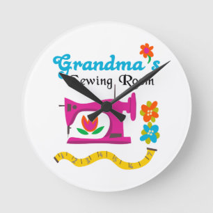HORLOGE RONDE GRANDMAS SEWING ROOM