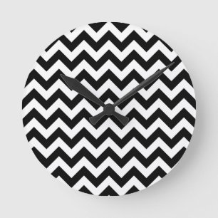 Horloge Ronde Grands chevrons blancs et noirs modernes