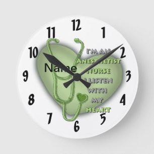 Horloge Ronde Green Anesthetist Nurse Heart nom personnalisé hor