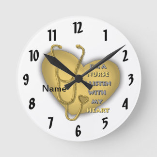Horloge Ronde Grosse infirmière au coeur jaune