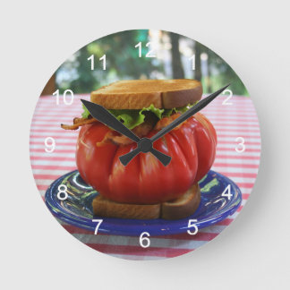 Horloge Ronde Holy Tomato !