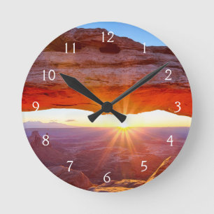 Horloge Ronde Île dans le ciel