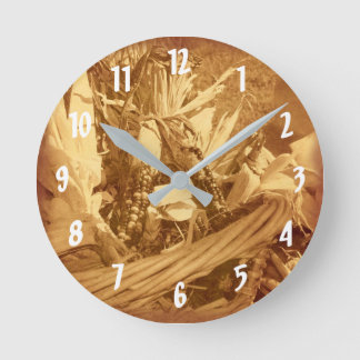 Horloge Ronde Indien Corn In Wicker Basket In Sepia