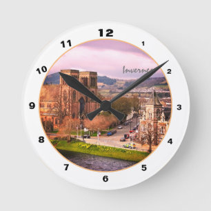 Horloge Ronde Inverness & cathédrale, capitale des Highlands éco