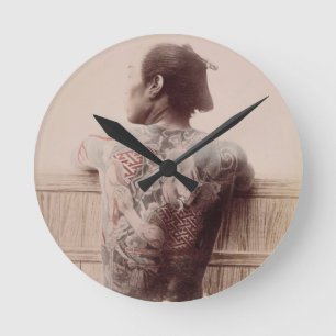 Horloge Ronde Japanese Bridegroom's Tattoos, c.1880 (photo)