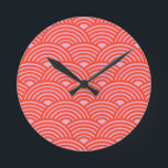 Horloge Ronde Japon Vague Seigaiha Motif rose rouge<br><div class="desc">Motif japonais Seigaiha - rose et rouge.</div>