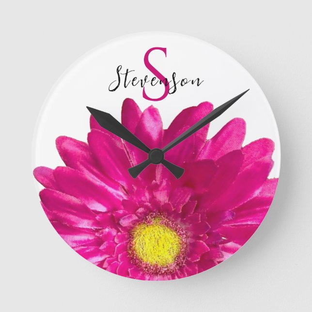 Horloge Ronde Joli Hot Rose Daisy Nom personnalisé et Monogramme (Recto)