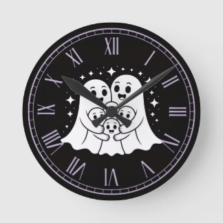 Horloge Ronde Jolie famille de fantômes s'étreignant Étoiles noi