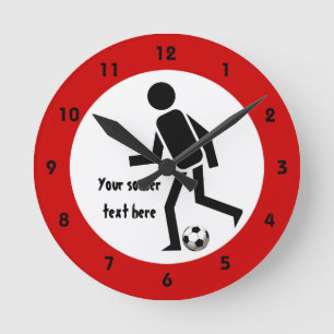 Horloge Ronde Joueur de football et balle noir et rouge
