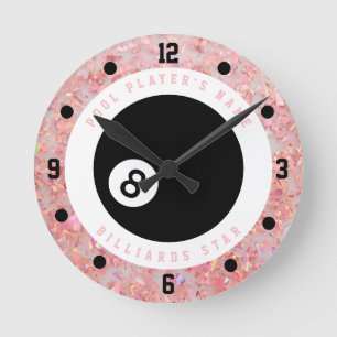 Horloge Ronde Joueuse de billard personnalisée rose pailletée