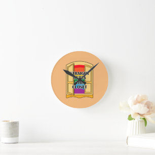 Horloge Ronde Juste En Dehors Du Closet
