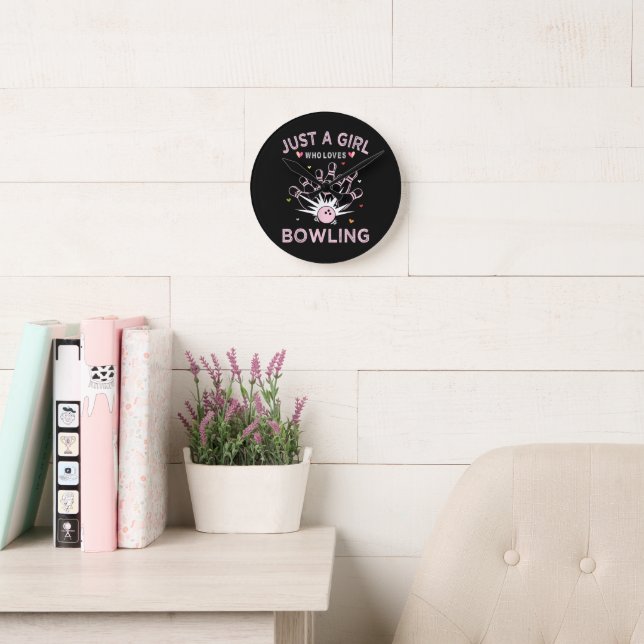 Horloge Ronde Juste Une Fille Qui Aime Le Bowling (Salle de lecture)