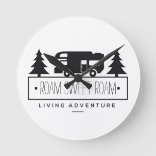 Horloge Ronde La maison drôle RVer retiré par Rving du campe