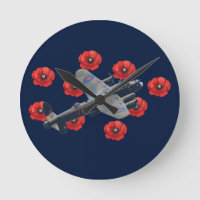 Lancaster vintage parmi les coquelicots rouges