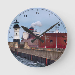 Horloge Ronde Le navire Paul R. Tregurtha sur le lac Supérieur