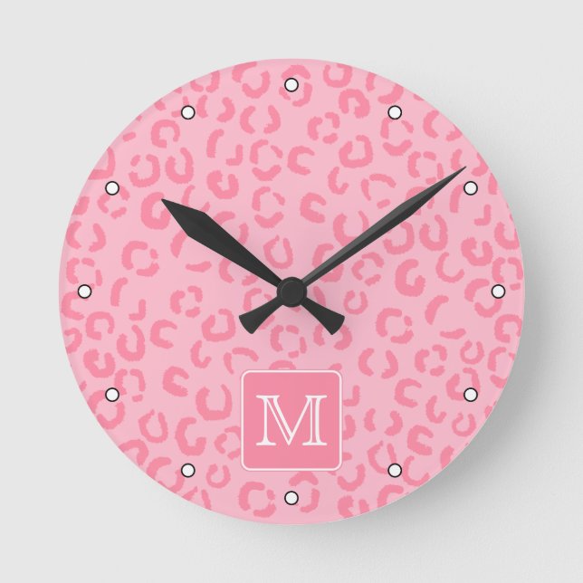 Horloge Ronde Le Pastel Pink Leopard. Mongram de Custom. (Recto)