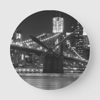 Horloge Ronde Le pont Brooklyn - noir et blanc