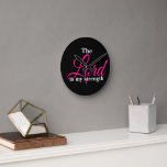 Horloge Ronde Le Seigneur Est Ma Force<br><div class="desc">N'hésitez pas à inclure votre vie passage de la Bible.</div>