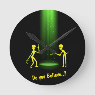 Horloge Ronde L'enlèvement d'Aliens OVNI 👽 Croyez-Vous ?