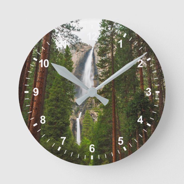 Horloge Ronde Les chutes de Yosemite à travers la forêt (Recto)