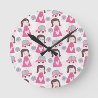 Horloge Ronde Les Filles Se Rendre À Des Endroits