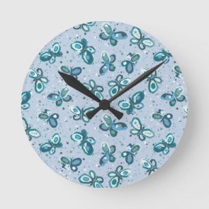 Horloge Ronde Les papillons Doodle Bugs - bleu - motif sans soud
