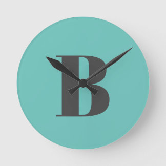 HORLOGE RONDE LETTRE INITIALE TURQUOISE CLAIRE UNIQUE
