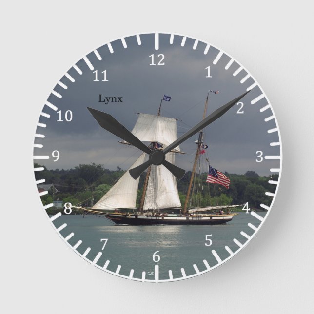 Horloge Ronde Lynx clock (Recto)