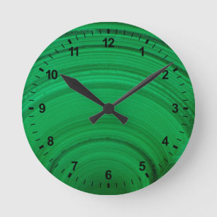 Horloge Ronde Malachite verte en gros plan