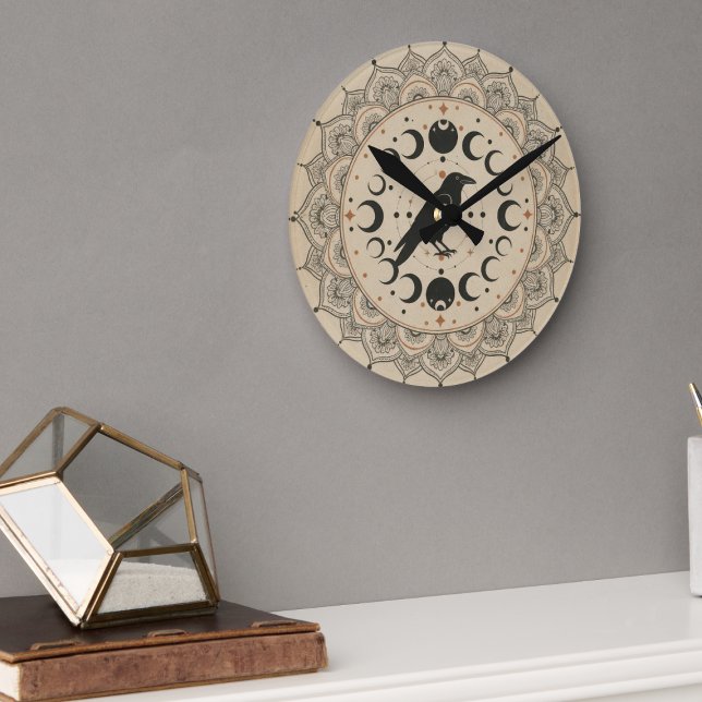 Horloge Ronde Mandala du corbeau de phase lunaire (Celestial raven wall clock)