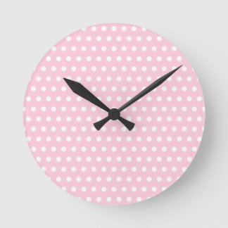 Horloge Ronde Modèle de pois blanc et rose