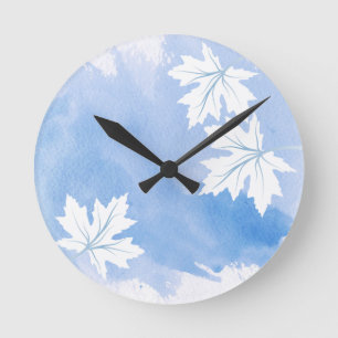 Horloge Ronde Modern blue watercolor maple leaves