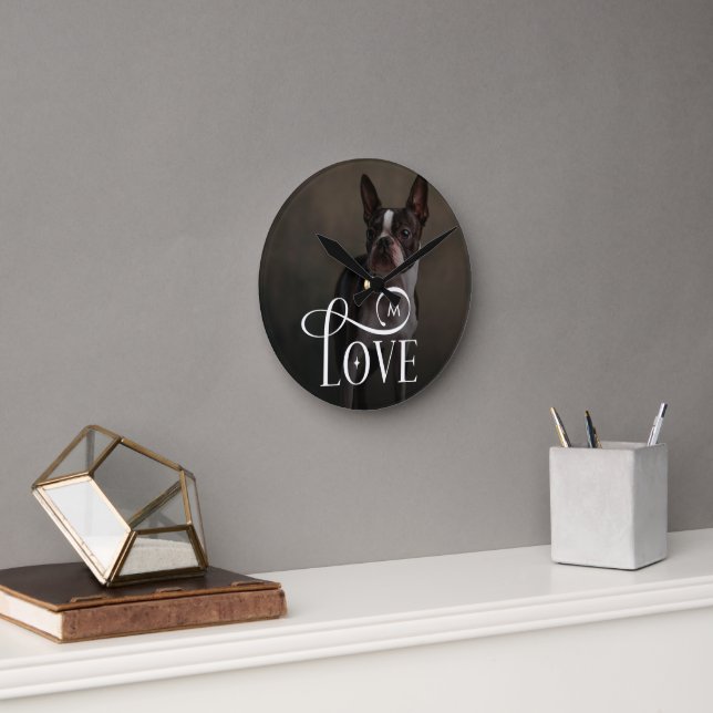 Horloge Ronde Modern Love Custom Dog Pets Photo Monogram (Bureau)