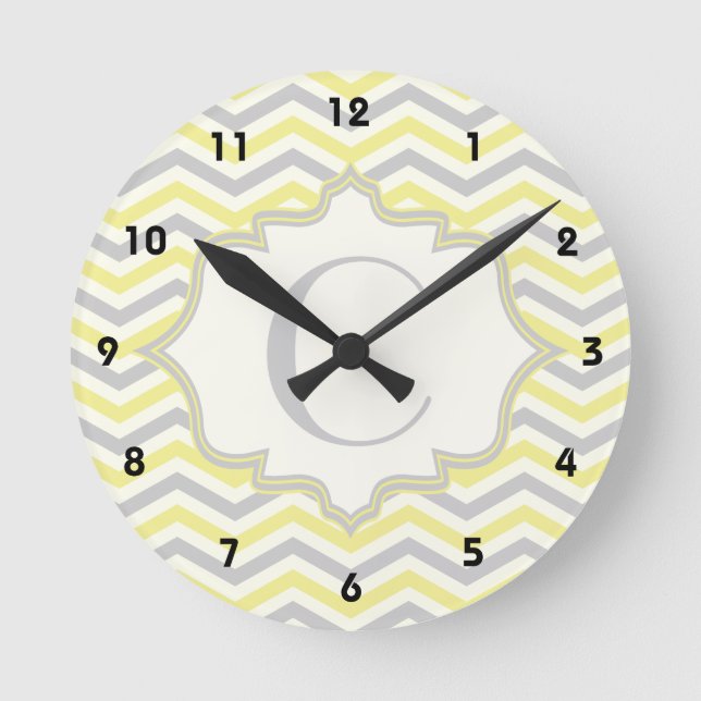 Horloge Ronde Modern yellow, grey, ivory chevron pattern custom (Recto)