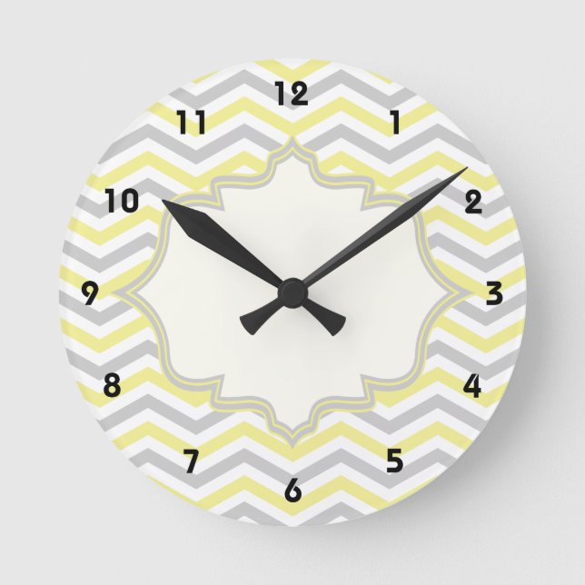 Horloge Ronde Modern yellow, grey, ivory chevron pattern custom (Recto)