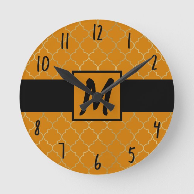 Horloge Ronde monogrammed de Turmeric Yellow & Gold Quatrefoil (Recto)