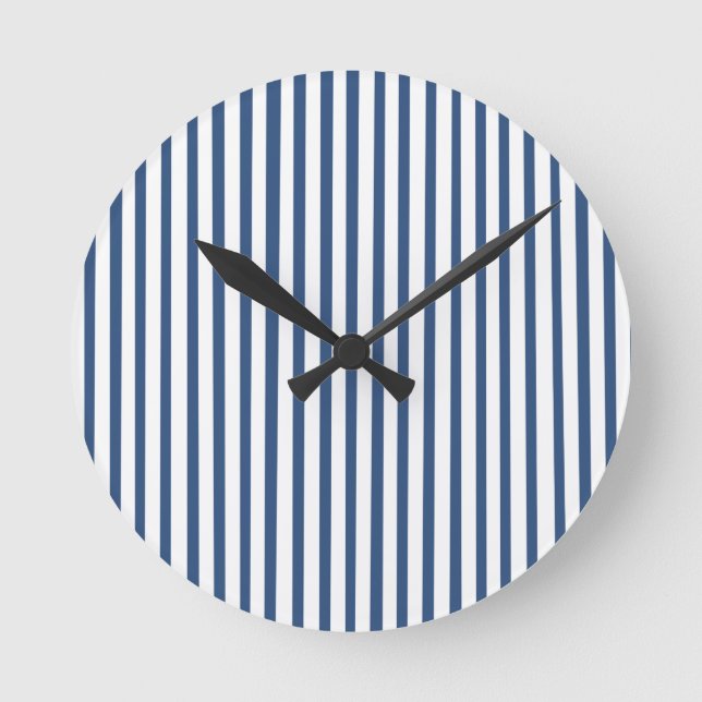 Horloge Ronde Motif blanc rayé bleu marine (Recto)