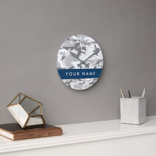 Horloge Ronde Motif de camouflage gris neige d'hiver Personnalis