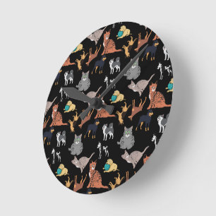 Horloge Ronde Motif de chats et de chiens sur fond noir