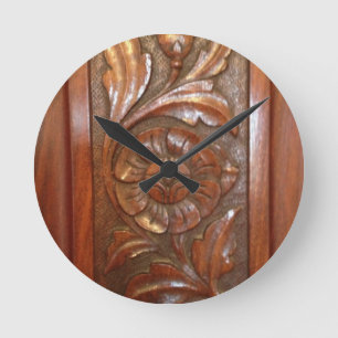 Horloge Ronde motif de fleur de bois sculpté