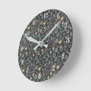 Horloge Ronde Motif de lapin de Pâques sur tableau noir