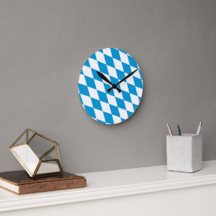 Horloge Ronde Motif Drapeau Diamant Bavière bleu et blanc