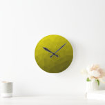 Horloge Ronde Motif géométrique dégradé foncé jaune<br><div class="desc">Motif de maillage géométrique dégradé d'or jaune. Maille géométrique triangulaire avec dégradé doré jaune foncé clair.</div>