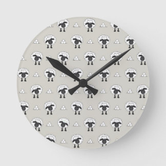 Horloge Ronde Moutons, moutons et encore plus de moutons