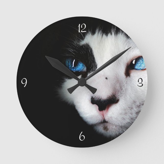 Horloge Ronde Mystérieux Blue Eyed Tuxedo Cat Clock (Recto)