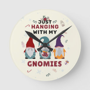 Horloge Ronde Noël Gnome Famille mignonne Hanging Out Gnomies