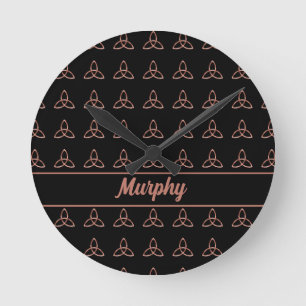 Horloge Ronde Nœud celtique trident moderne Nom de famille irlan