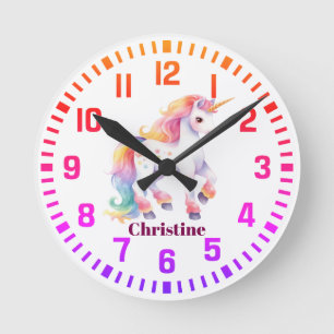 Horloge Ronde Nom personnalisé cool Rainbow Unicorn