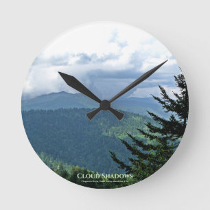Horloge Ronde 'Ombres nuageuses' Montagnes Paysage photo