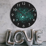 Horloge Ronde Parties scintillant verte turquoise noire<br><div class="desc">Un arrière - plan noir chic,  décoré de poussière de parties scintillant turquoise et verte.</div>